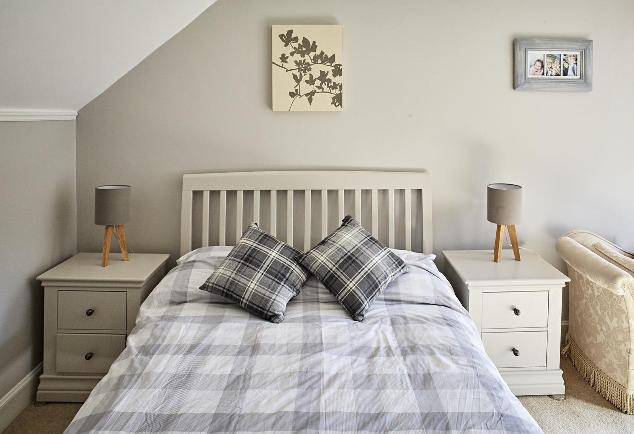 Glenalbyn Cottage Сейнт Филънс Екстериор снимка