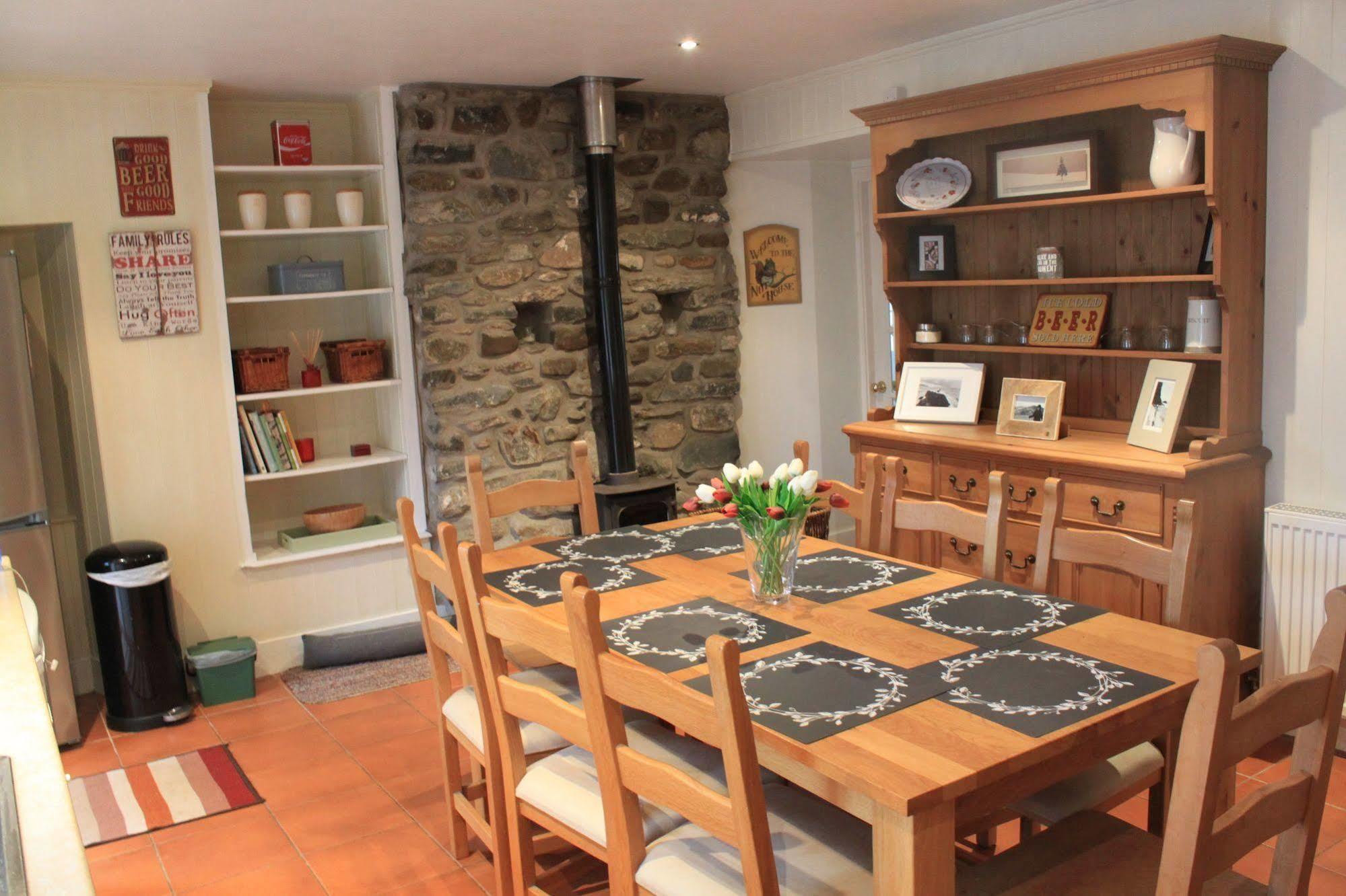 Glenalbyn Cottage Сейнт Филънс Екстериор снимка