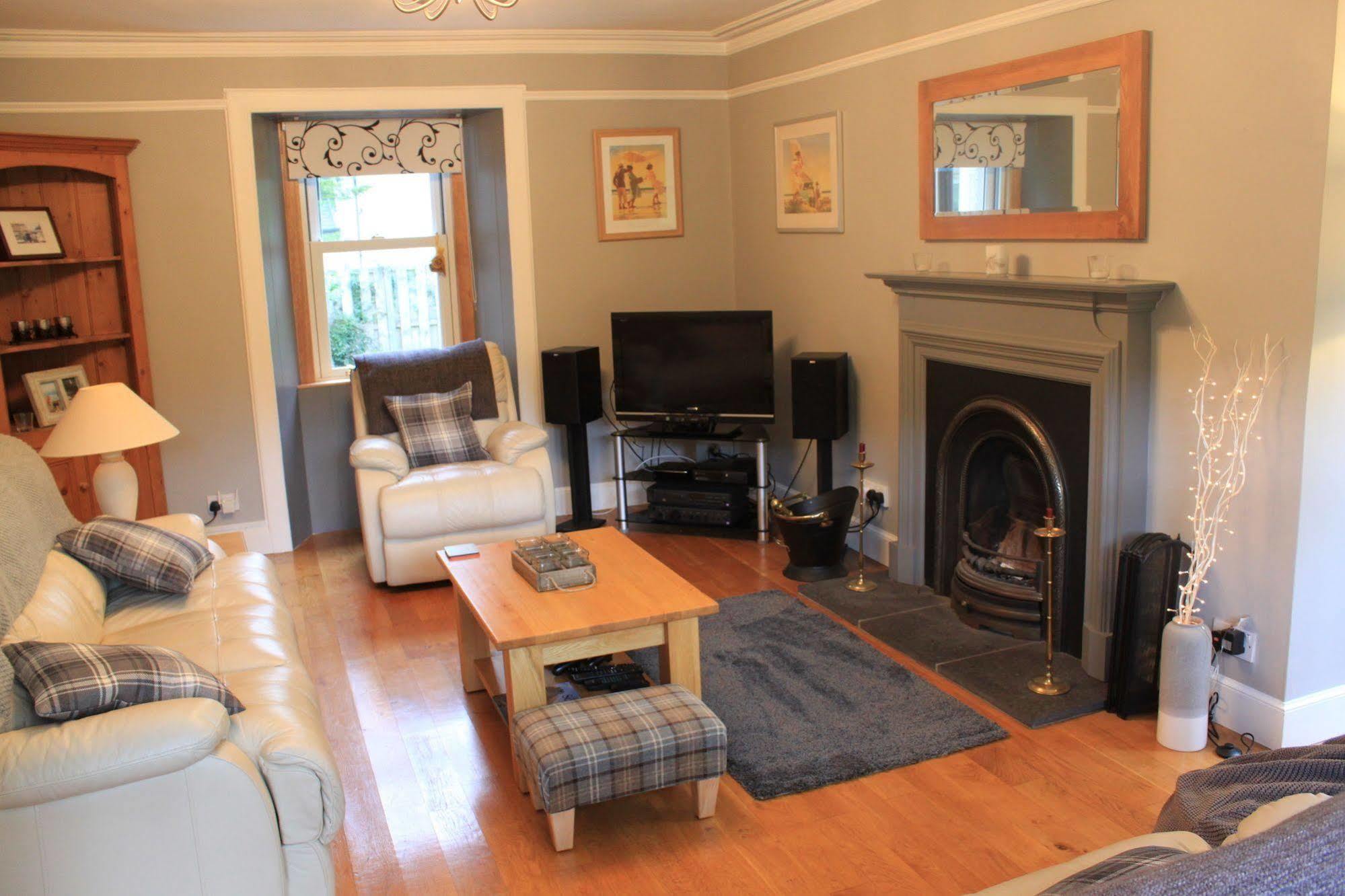 Glenalbyn Cottage Сейнт Филънс Екстериор снимка