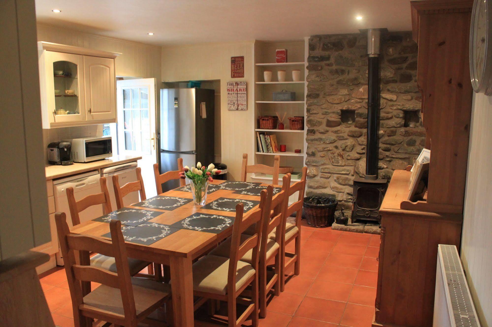 Glenalbyn Cottage Сейнт Филънс Екстериор снимка
